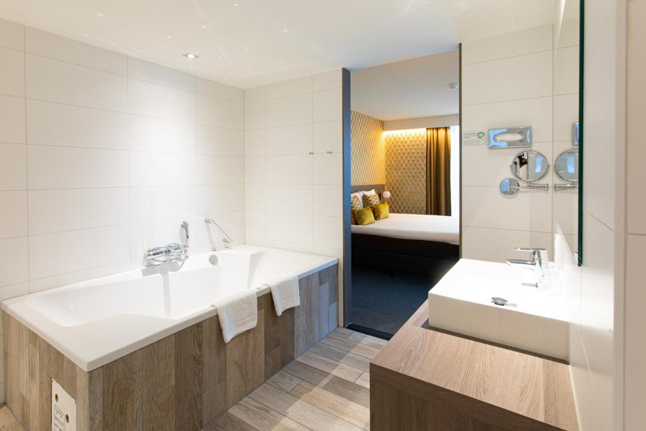 Van Der Valk Hotel Groningen-Hoogkerk Eelderwolde エクステリア 写真