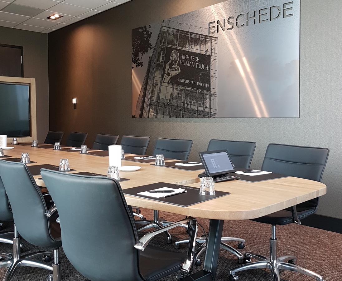 Van Der Valk Hotel Groningen-Hoogkerk Eelderwolde エクステリア 写真