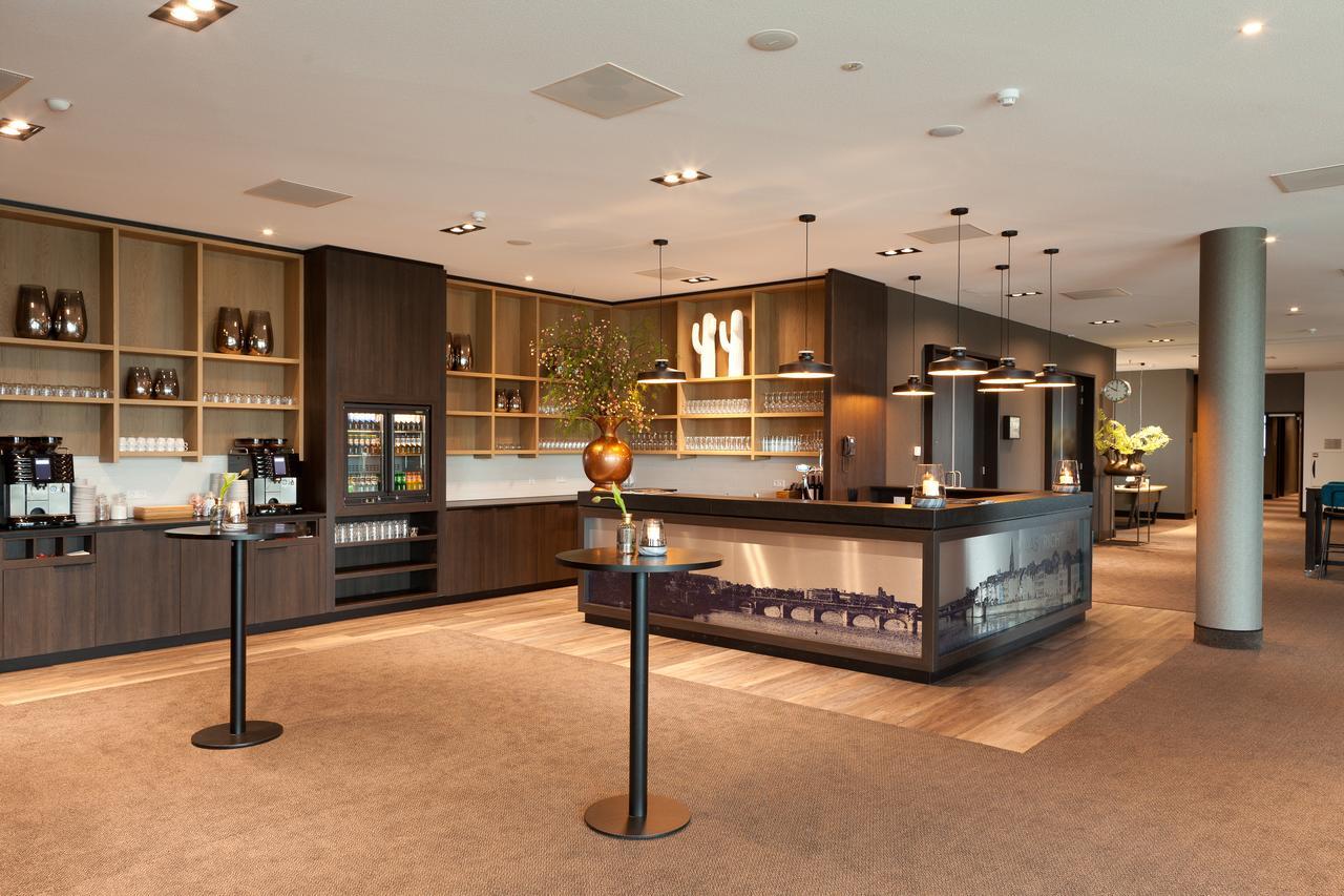 Van Der Valk Hotel Groningen-Hoogkerk Eelderwolde エクステリア 写真